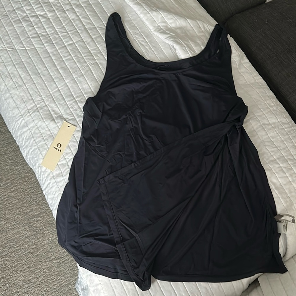 Monob Navy loose fit tank with side splits.